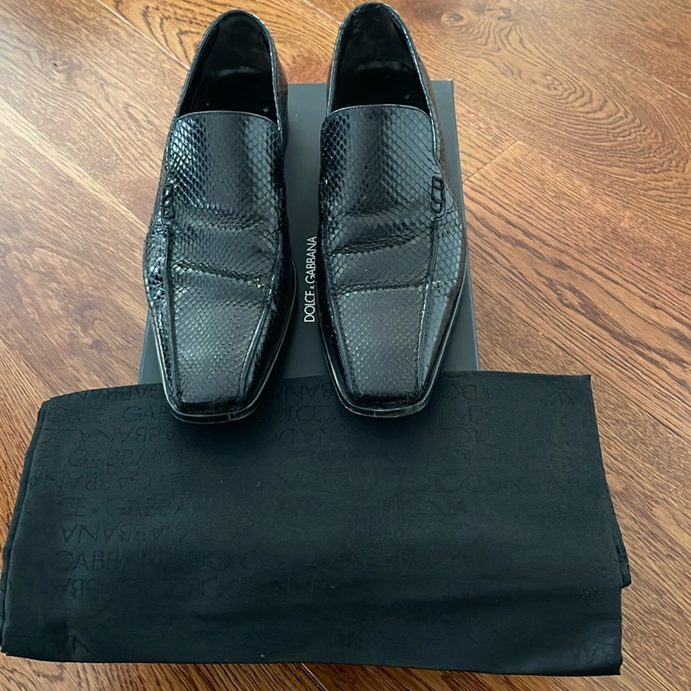 Dolce and Gabbana men’s shoes size 8 1/2 with shoe bag and box